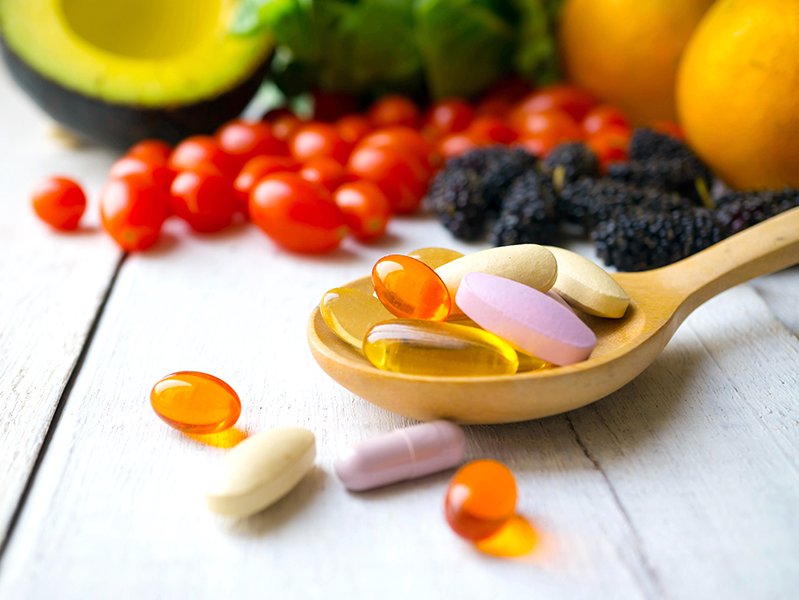 Аптечные витамины: принимать или нет?